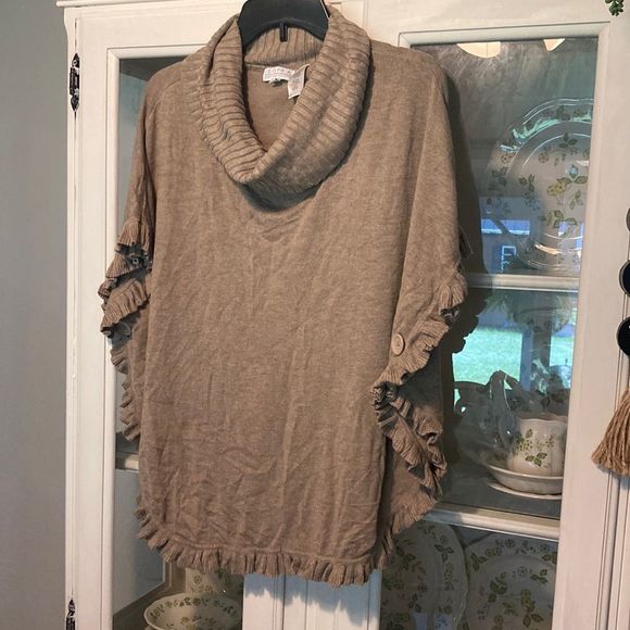 Joseph A Sweaters - Joseph A XL poncho